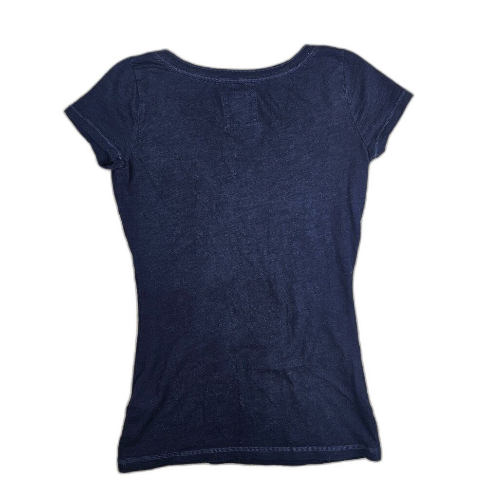 Hollister Navy Blue V-Neck T-Shirt Size Women's S Cotton Slim Fit Y2K Logo Tee - Picture 2 of 9